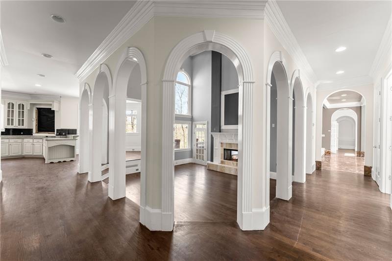 Alpharetta, Georgia, 30005, United States, 10 Bedrooms Bedrooms, ,13 BathroomsBathrooms,Residential,For Sale,1973838