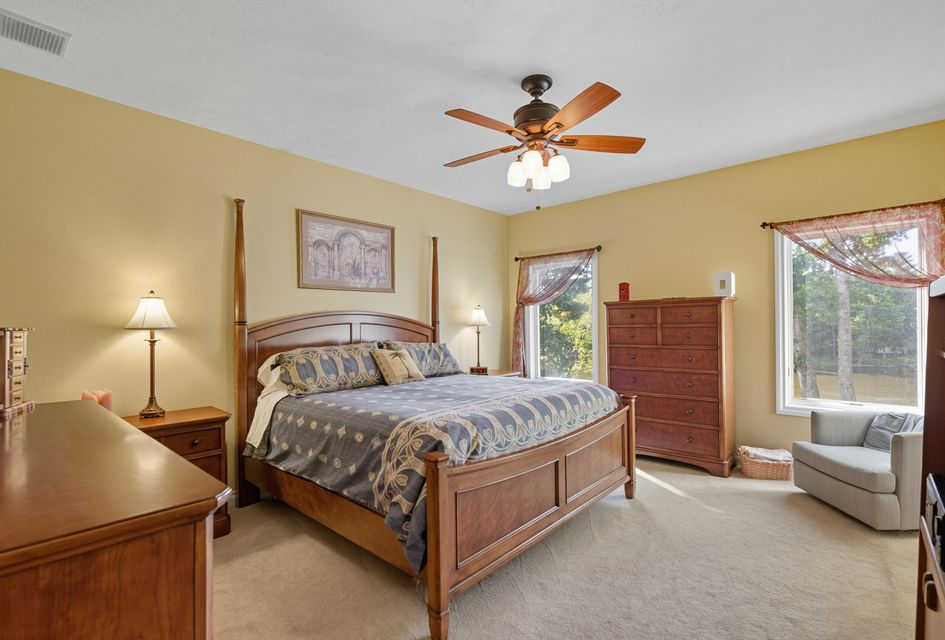 Big Rapids, Michigan, 49307, United States, 3 Bedrooms Bedrooms, ,4 BathroomsBathrooms,Residential,For Sale,1976014