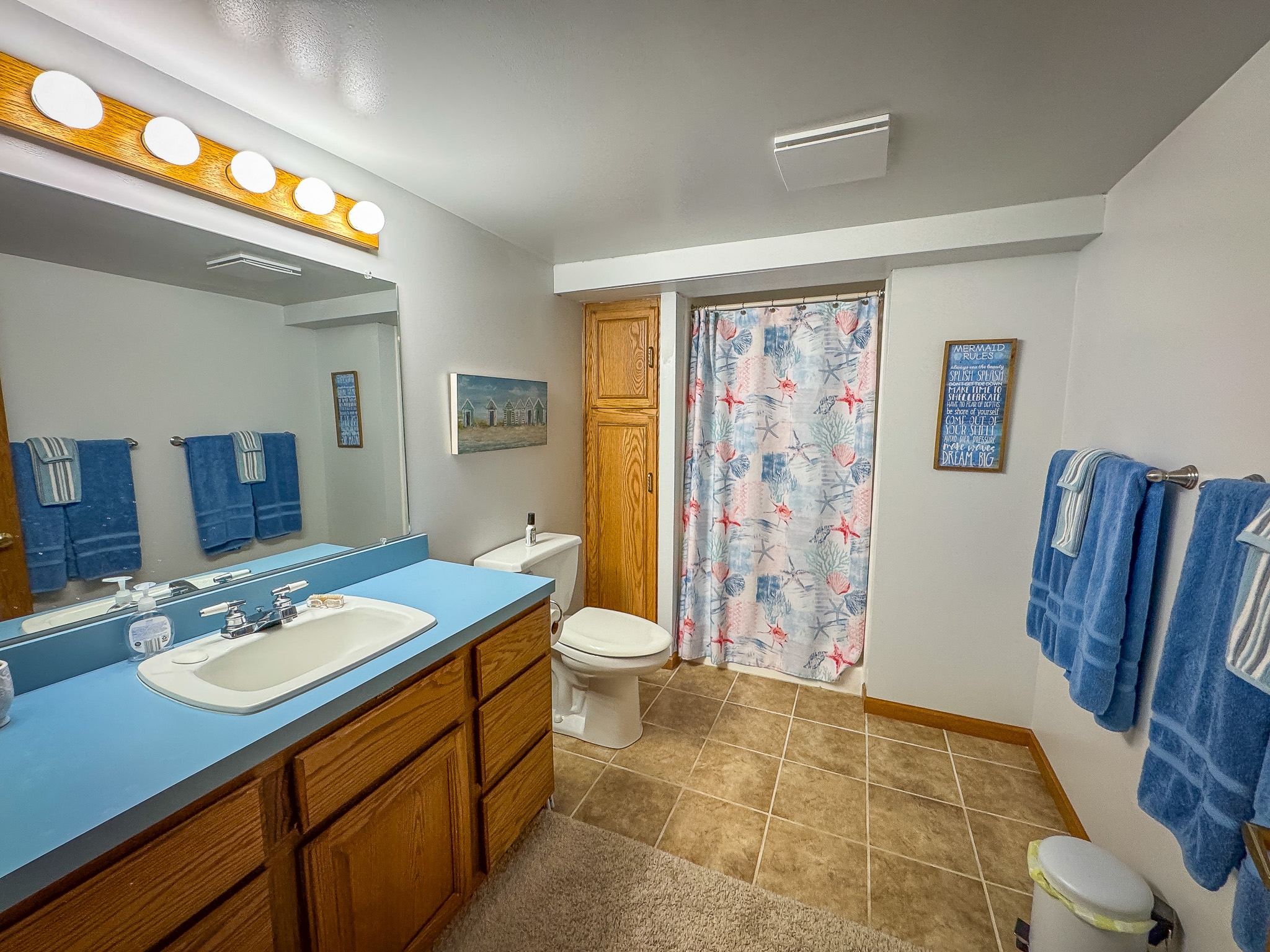 Cadillac, Michigan, 49601, United States, 5 Bedrooms Bedrooms, ,4 BathroomsBathrooms,Residential,For Sale,1905816