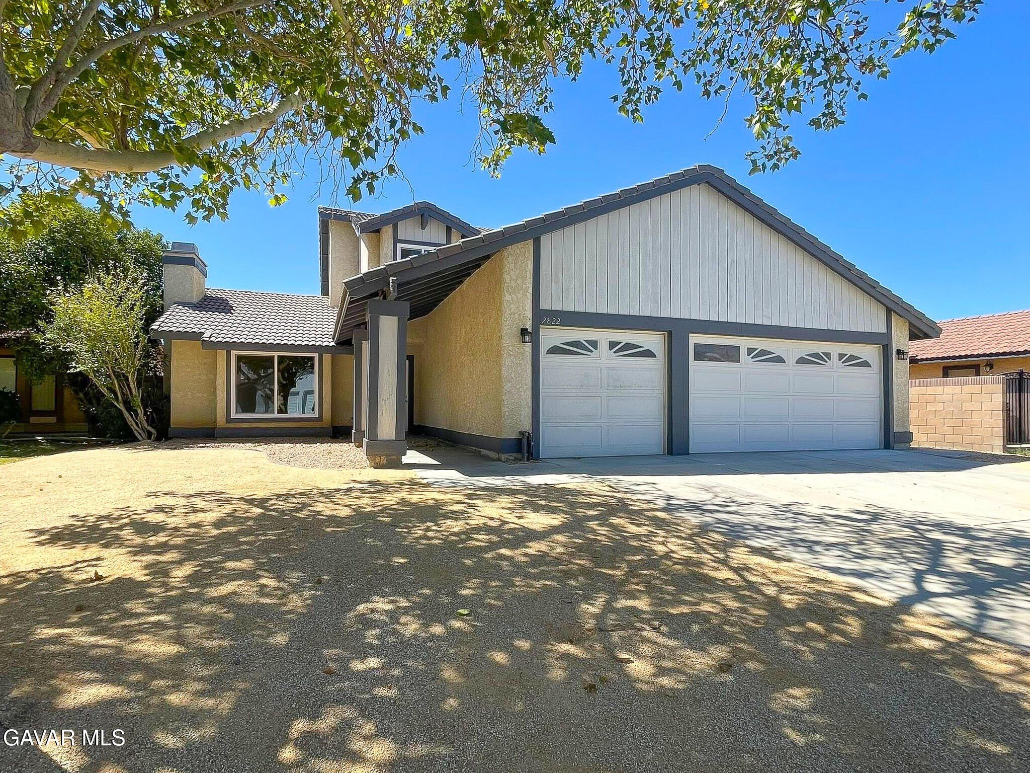 Lancaster, California, 93536, United States, 5 Bedrooms Bedrooms, ,3 BathroomsBathrooms,Residential,For Sale,1921433