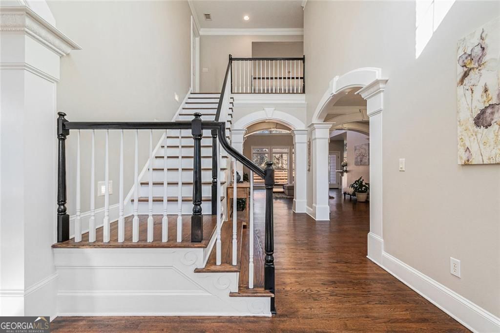 FLOWERY BRANCH, Georgia, 30542, United States, 5 Bedrooms Bedrooms, ,5 BathroomsBathrooms,Residential,For Sale,1894604