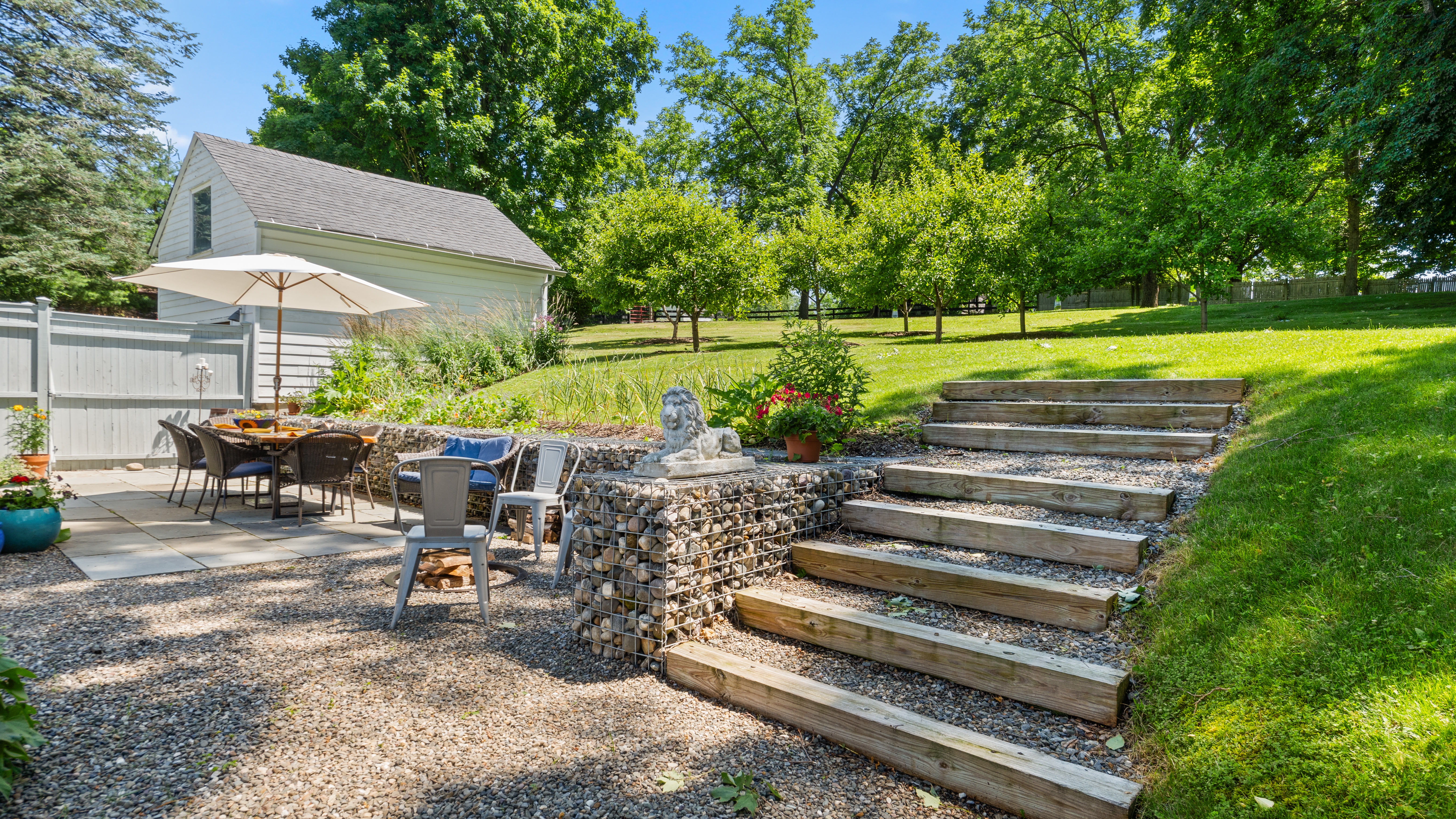  Historic 1860 Farmhouse  Incredible Catskill Views & Bluestone Gardens - 物件實景