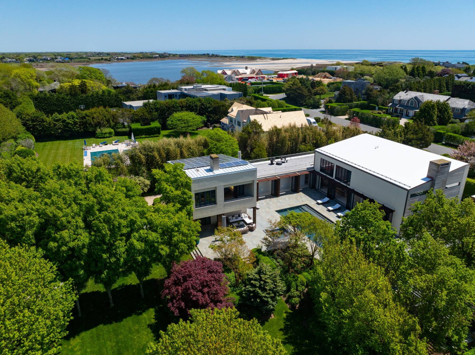  ECO-LUXE MODERN MASTERPIECE UNVEILED, BRIDGEHAMPTON SOUTH - 物件實景