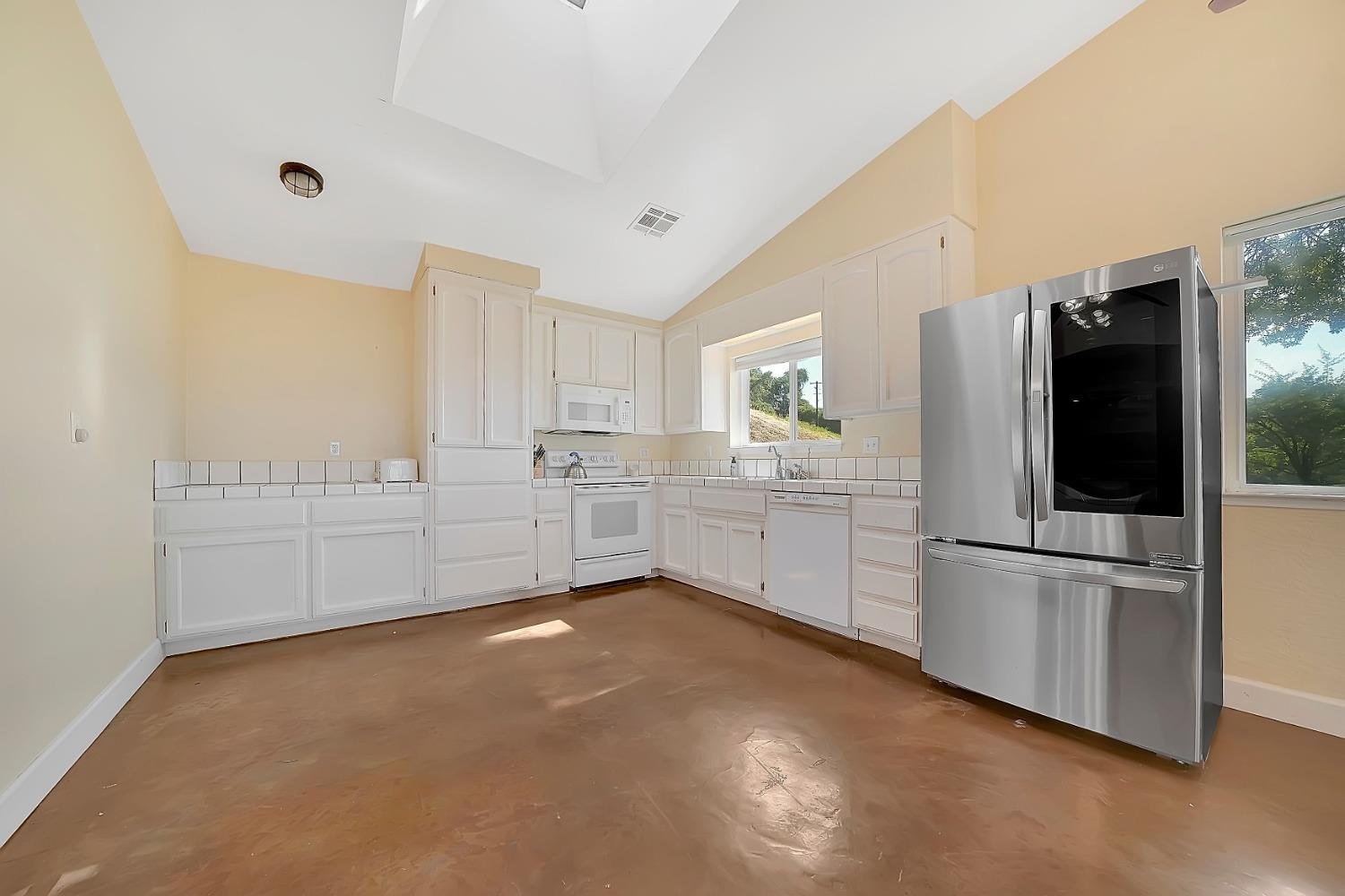 San Andreas, California, 95249, United States, 5 Bedrooms Bedrooms, ,4 BathroomsBathrooms,Residential,For Sale,1931003