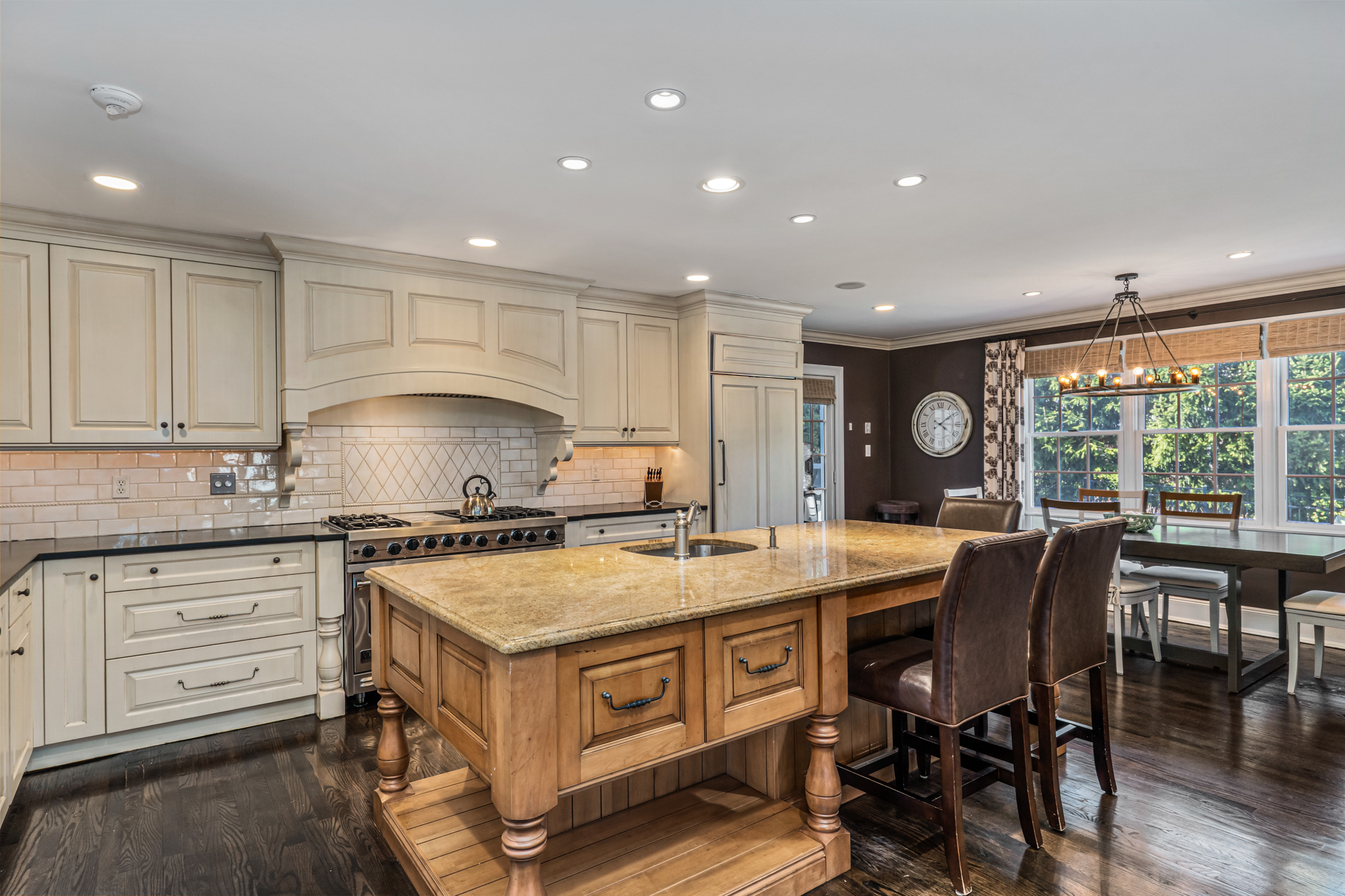  100 Elderfields Road, Manhasset, NY 11030 - 物件實景
