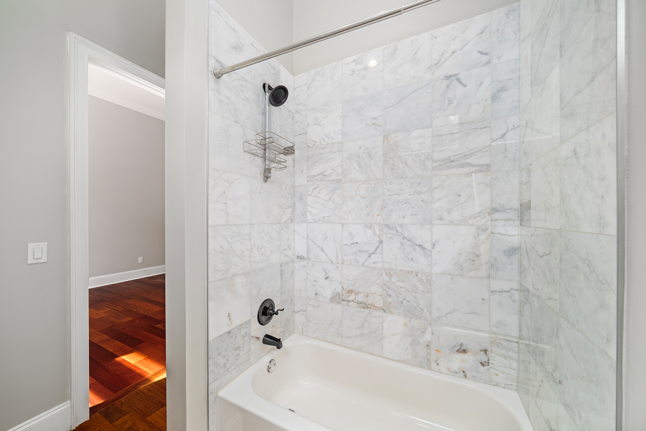  A Custom Residence Designed with an Impressive Sense of Volume - 物件實景