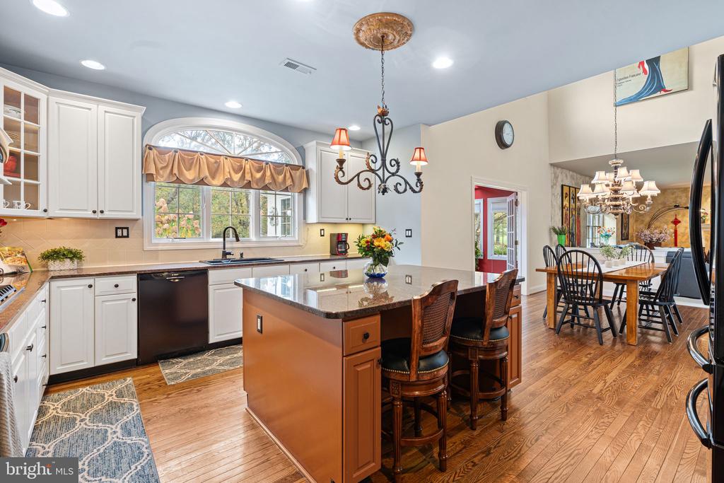 New Hope, Pennsylvania, 18938, United States, 4 Bedrooms Bedrooms, ,5 BathroomsBathrooms,Residential,For Sale,1987976