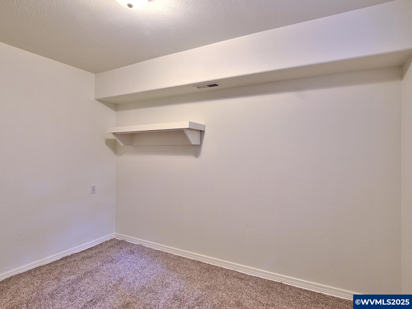 Lincoln City, Oregon, 97367, United States, ,2 BathroomsBathrooms,Residential,For Sale,1878367