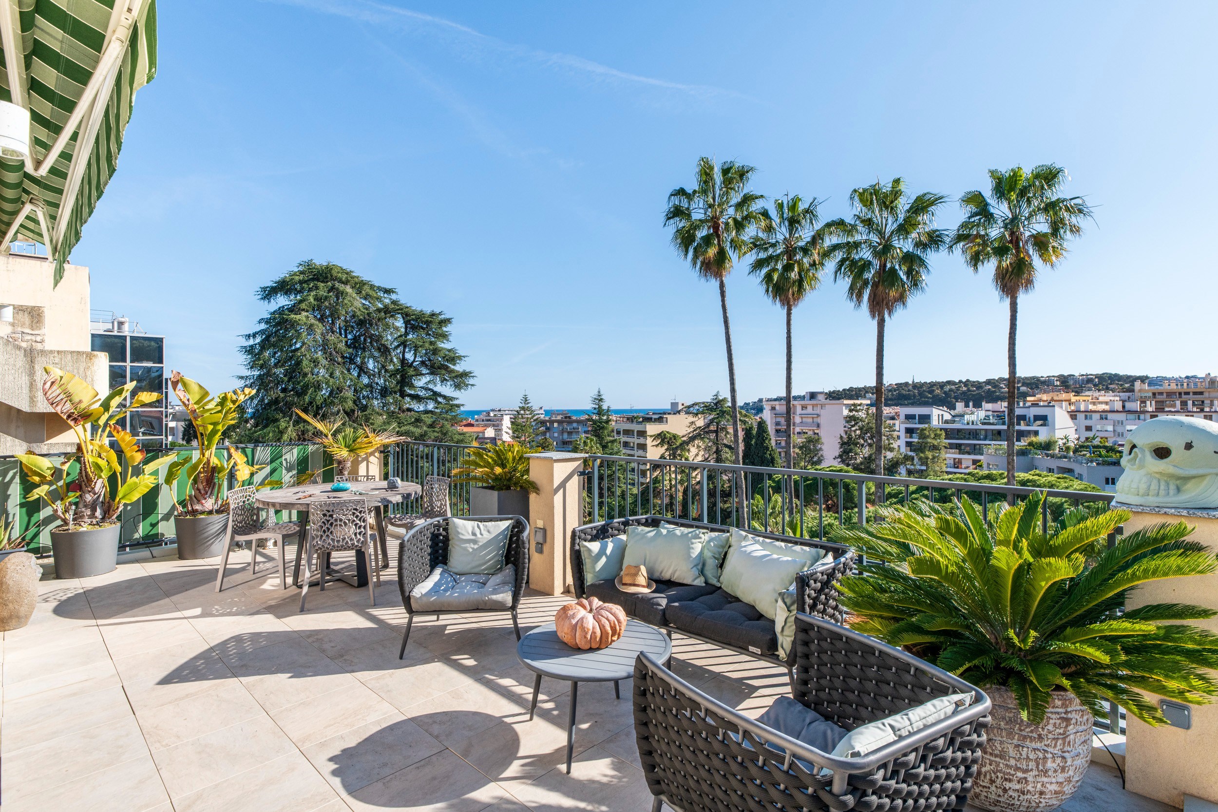  Menton luxury penthouse with rooftop terrace, pool and panoramic views - 物件實景