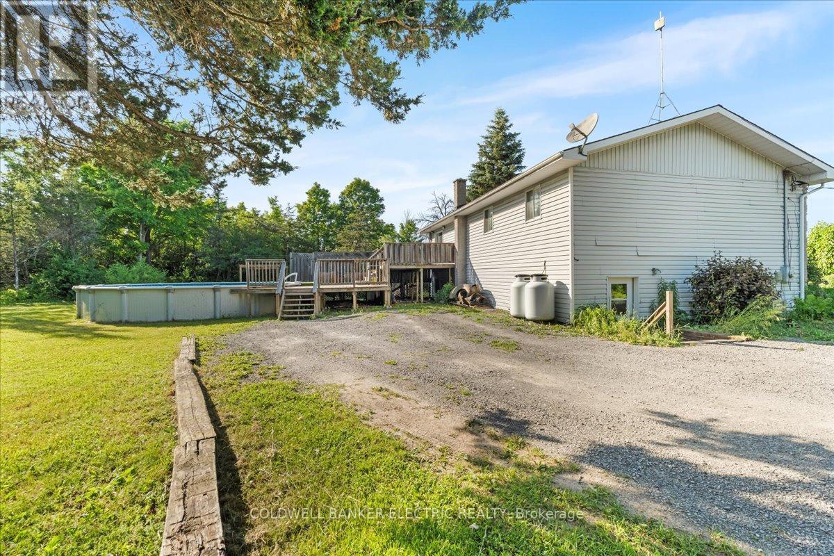 PRINCE EDWARD COUNTY (AMELIASBURG WARD), Ontario, K0K 1A0, CA, 5 Bedrooms Bedrooms, ,2 BathroomsBathrooms,Residential,For Sale,1867641