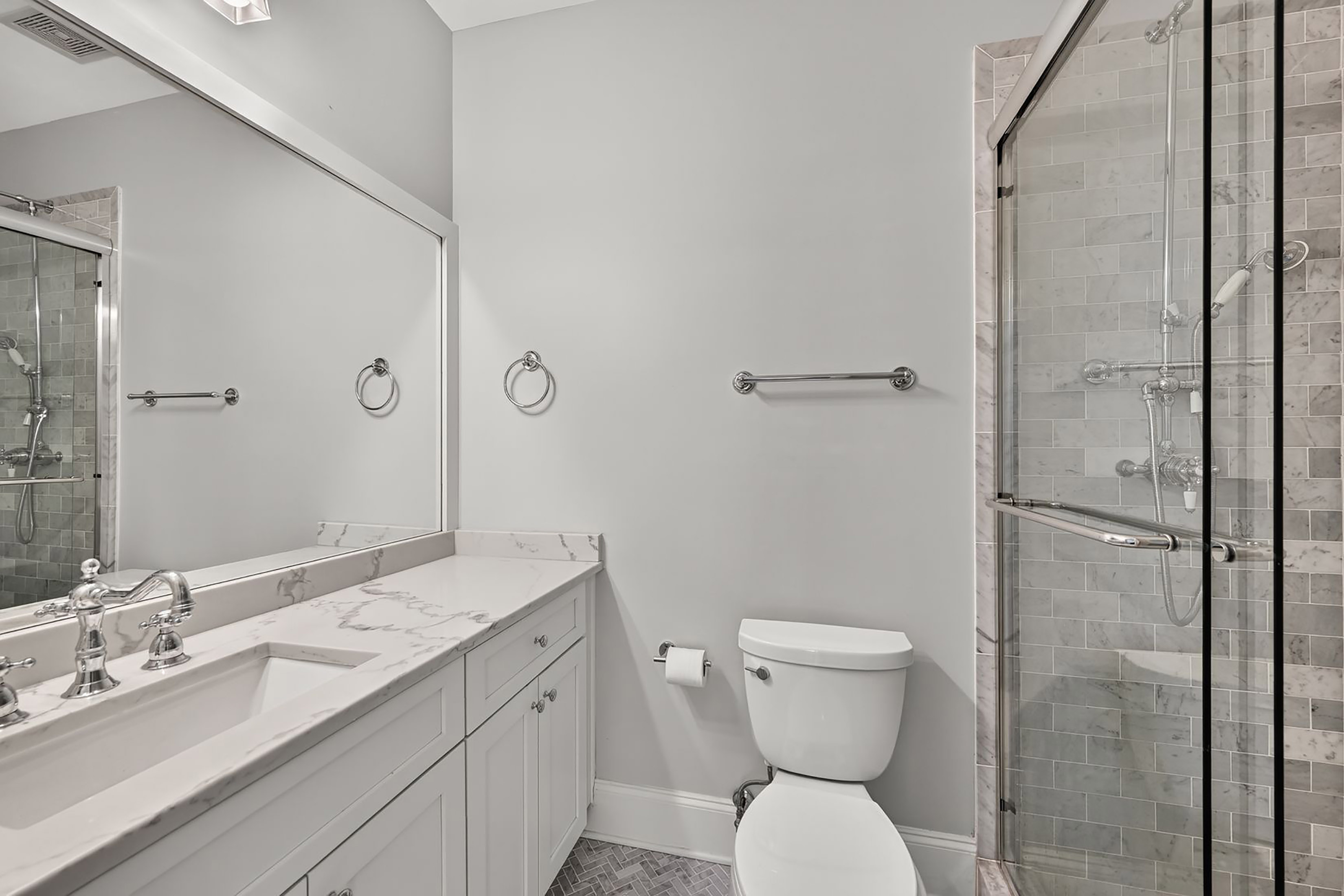  Exquisite Townhome in the Coveted Brownstones at Habersham - 物件實景