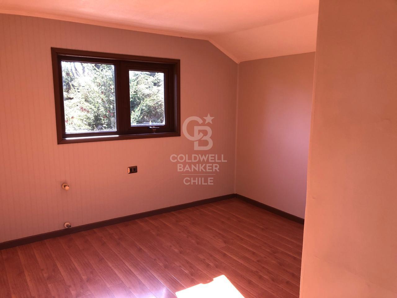 Puerto Varas, Chile, 5 Bedrooms Bedrooms, ,5 BathroomsBathrooms,Residential,For Sale,1957835