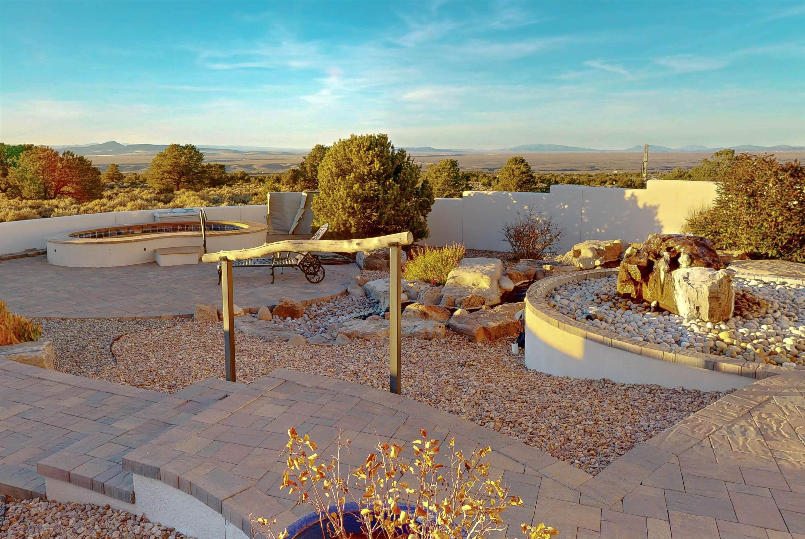 Ranchos De Taos, New Mexico, 87557-2740, United States, 3 Bedrooms Bedrooms, ,3 BathroomsBathrooms,Residential,For Sale,1998521