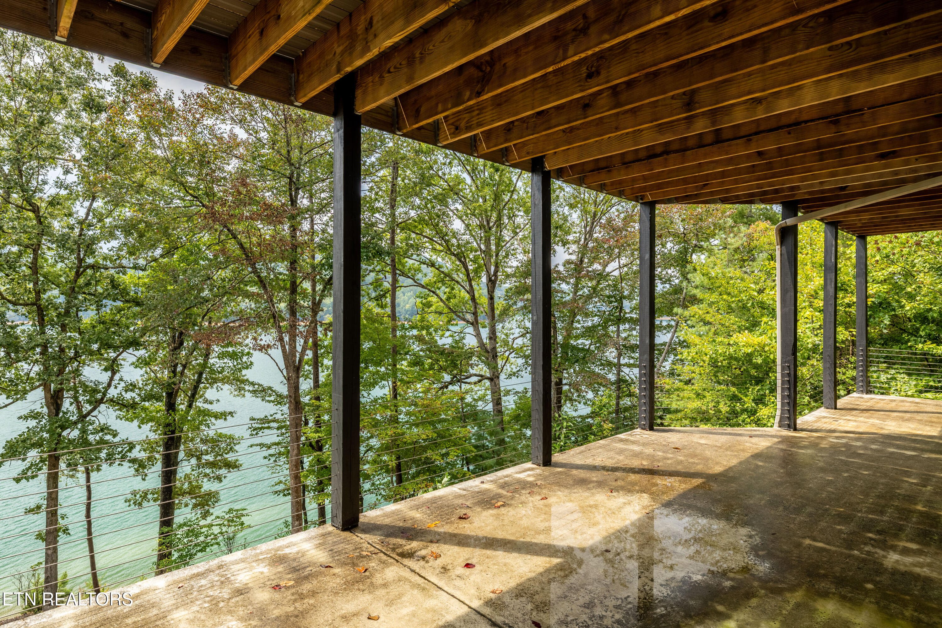 LaFollette, Tennessee, 37766, United States, 3 Bedrooms Bedrooms, ,4 BathroomsBathrooms,Residential,For Sale,1979718