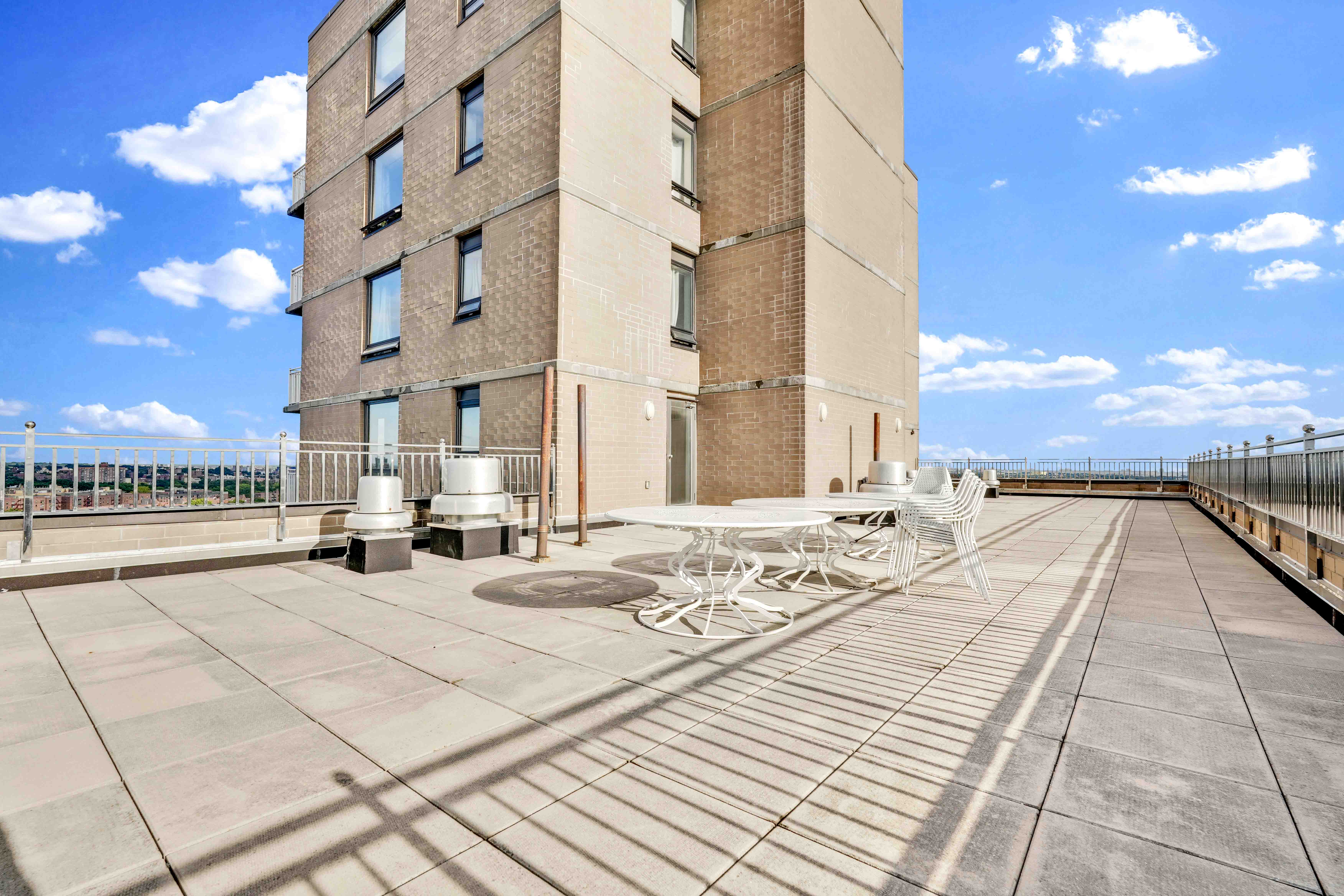  11624 Grosvenor Lane #15A, Kew Gardens, NY, 11418 - 物件實景