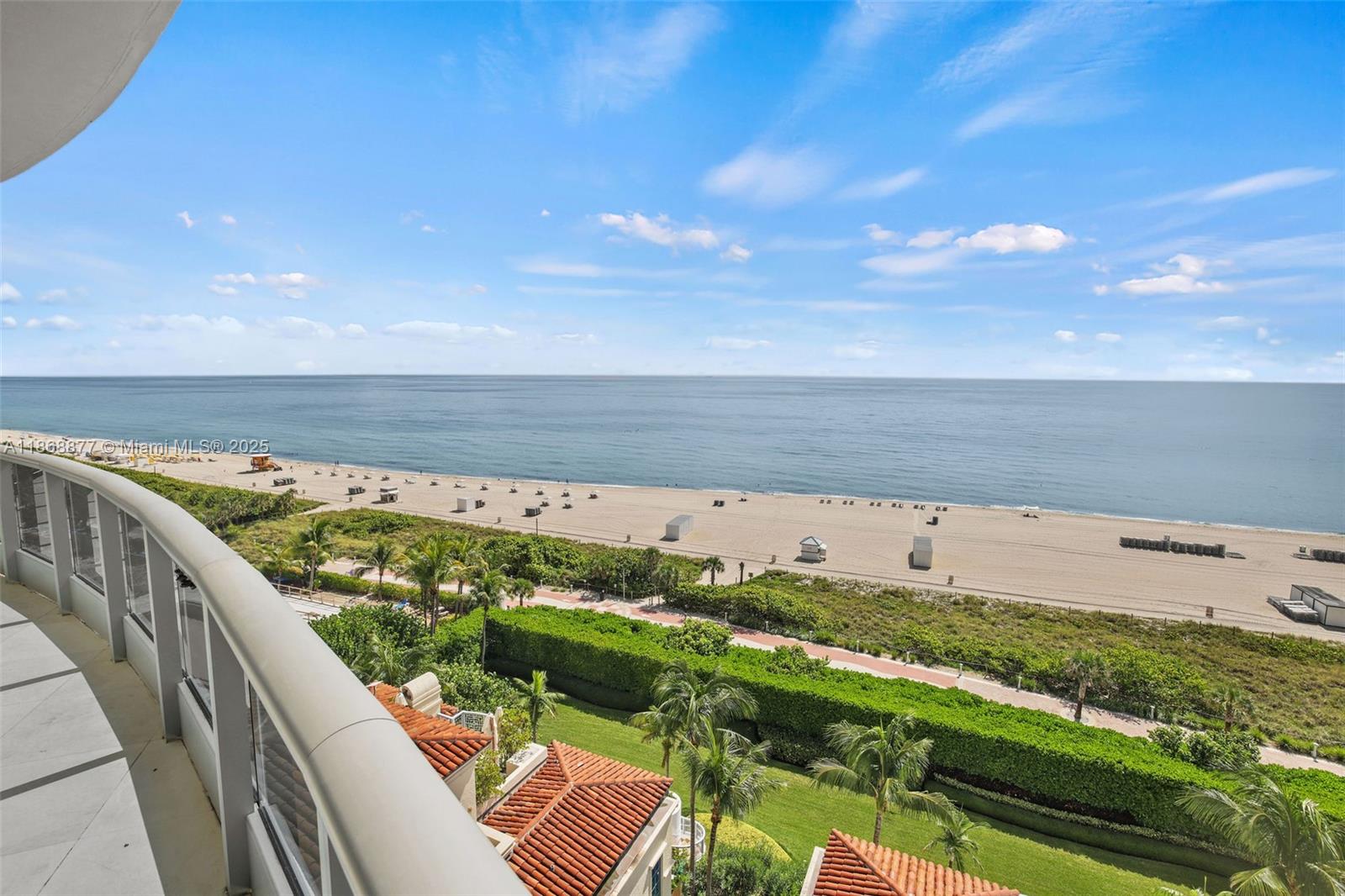 Miami Beach, Florida, 33140, United States, 3 Bedrooms Bedrooms, ,4 BathroomsBathrooms,Residential,For Sale,1934694