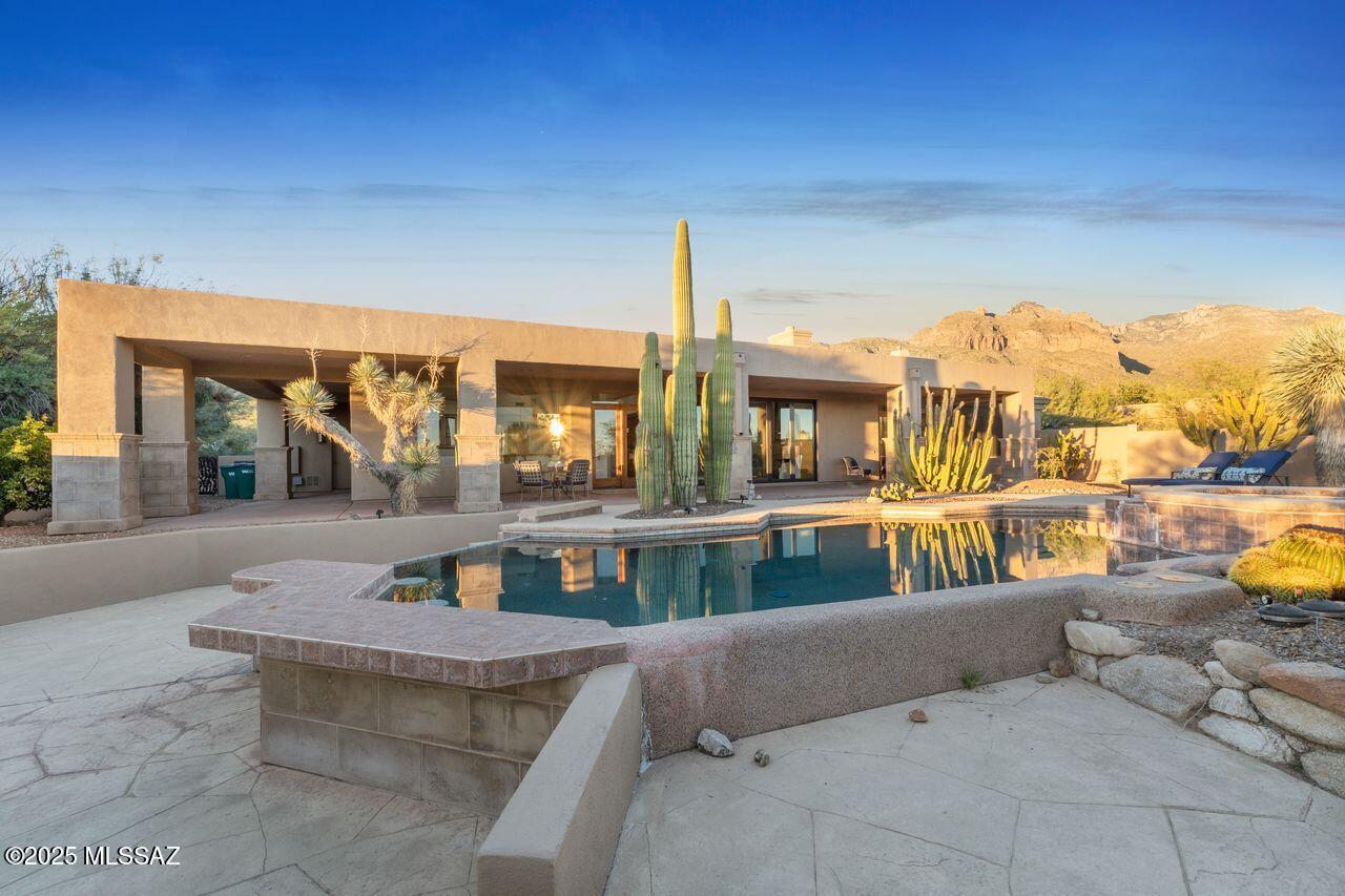 Tucson, Arizona, 85718, United States, 3 Bedrooms Bedrooms, ,4 BathroomsBathrooms,Residential,For Sale,1987862