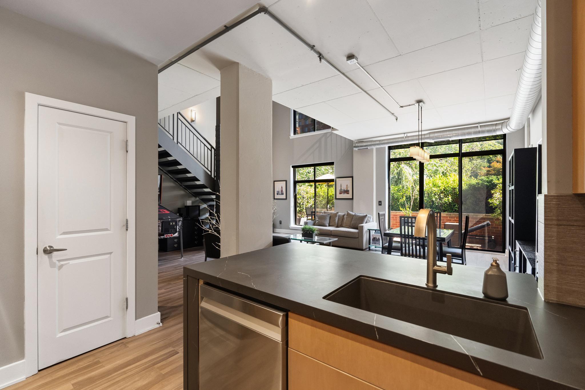  520 John Carlyle Street, Alexandria, VA, 22314 - 物件實景