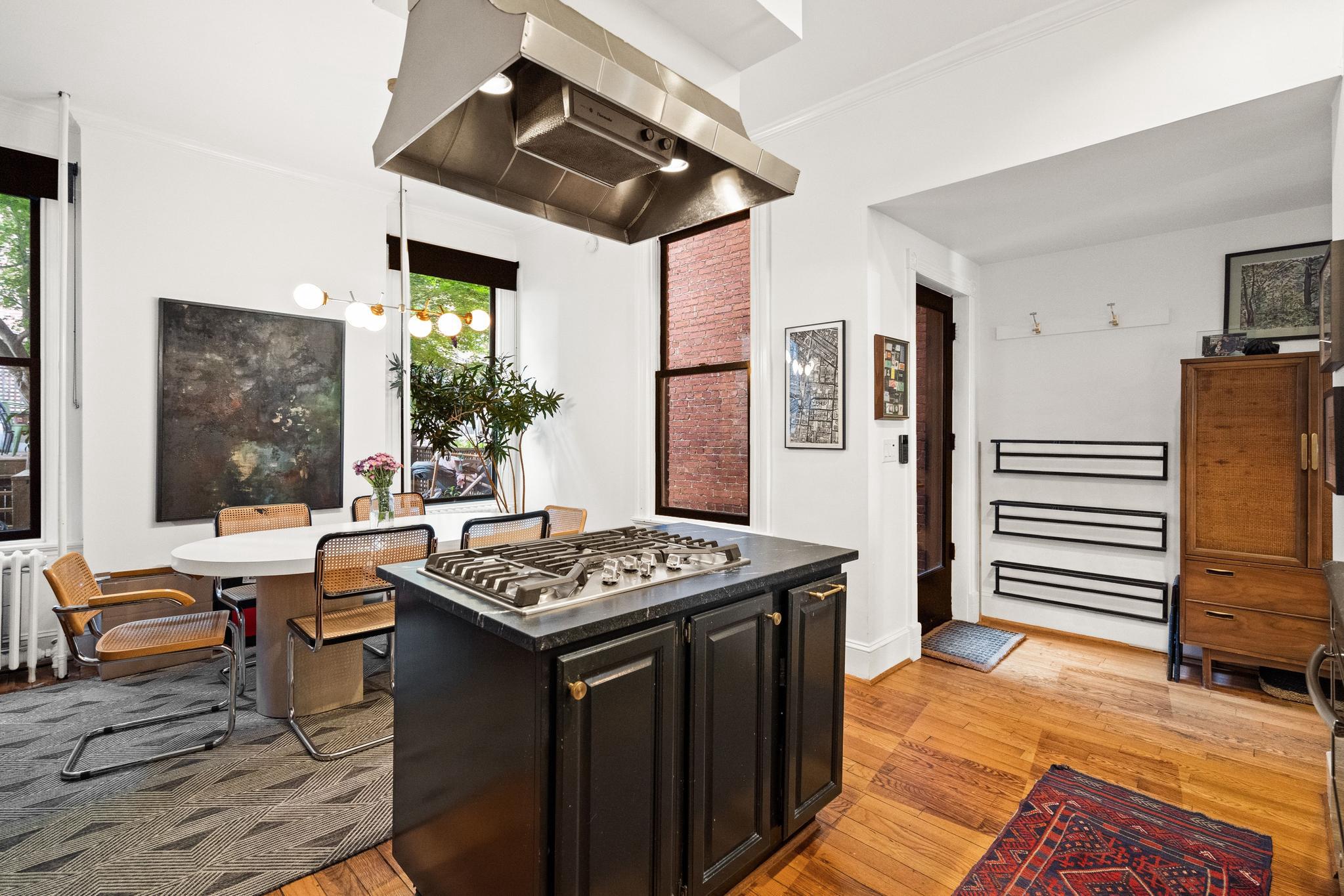  2026 15th Street NW, Washington, DC, 20009 - 物件實景