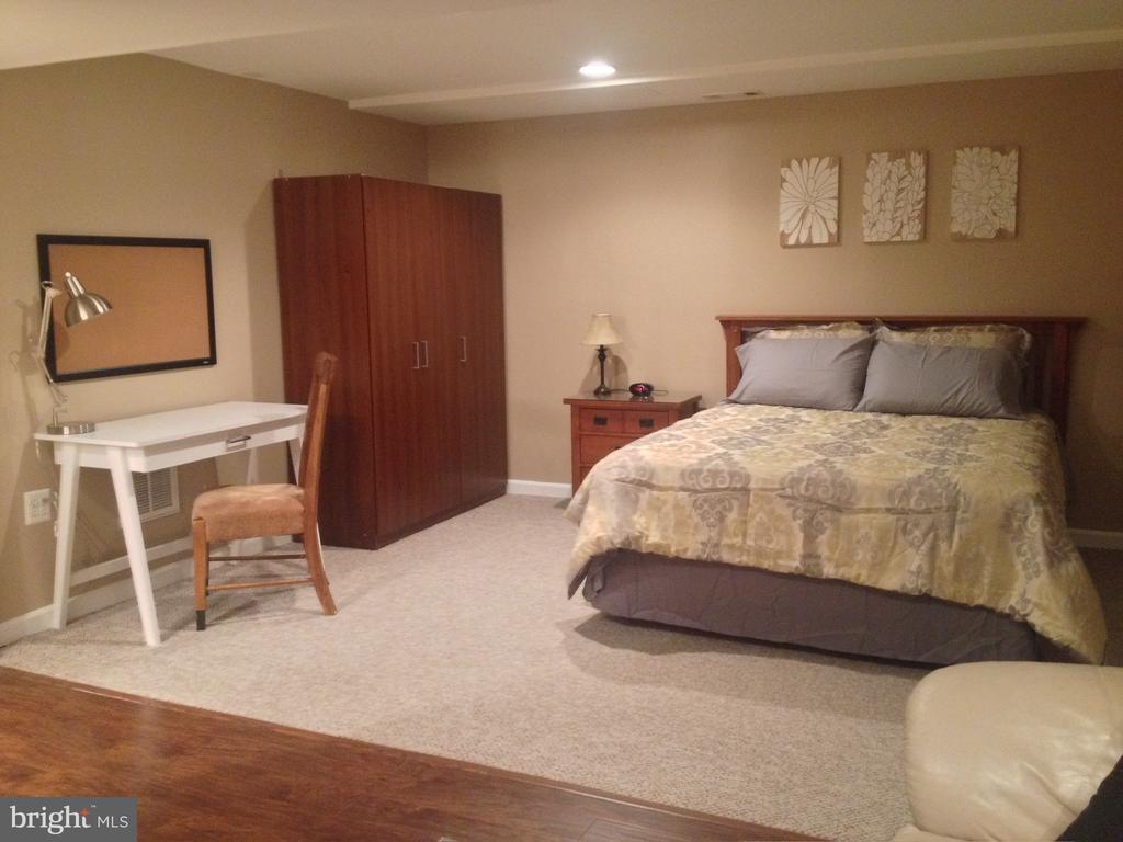 Woodbridge, Virginia, 22193, United States, 3 Bedrooms Bedrooms, ,3 BathroomsBathrooms,Residential,For Sale,1977402