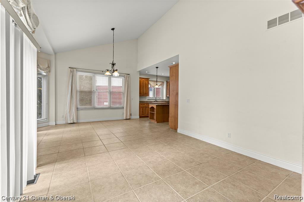 Northville Township, Michigan, 48168, United States, 3 Bedrooms Bedrooms, ,4 BathroomsBathrooms,Residential,For Sale,2024009