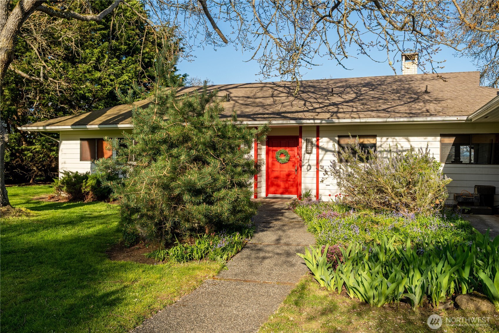 Friday Harbor, Washington, 98250, United States, 3 Bedrooms Bedrooms, ,1 BathroomBathrooms,Residential,For Sale,1882432