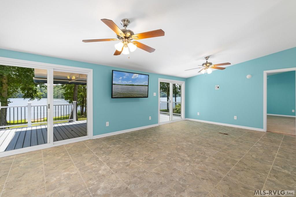 Macon, North Carolina, 27551, United States, 3 Bedrooms Bedrooms, ,2 BathroomsBathrooms,Residential,For Sale,1896406