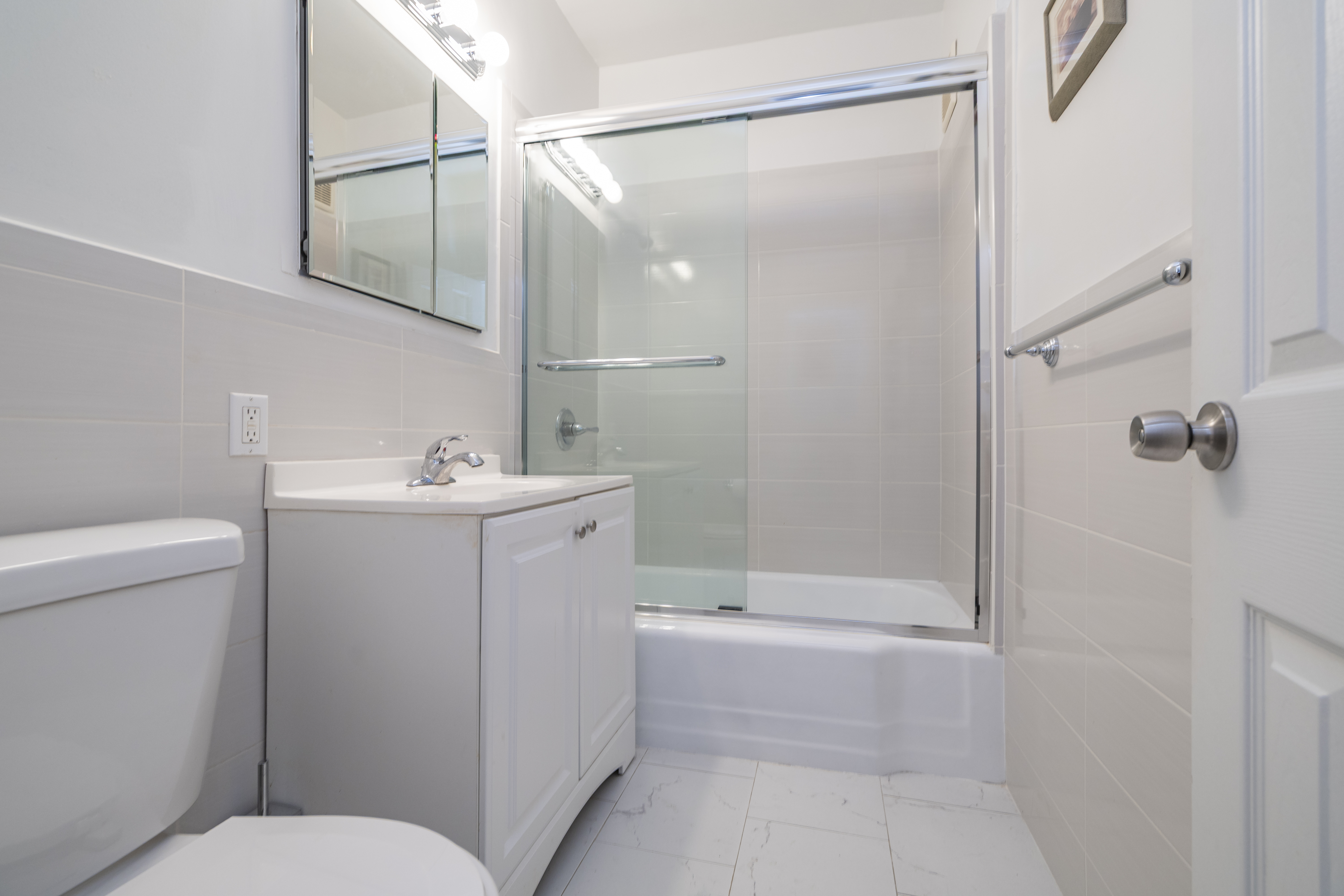  55 Lenox Road, Rockville Centre, NY, 11570 - 物件實景