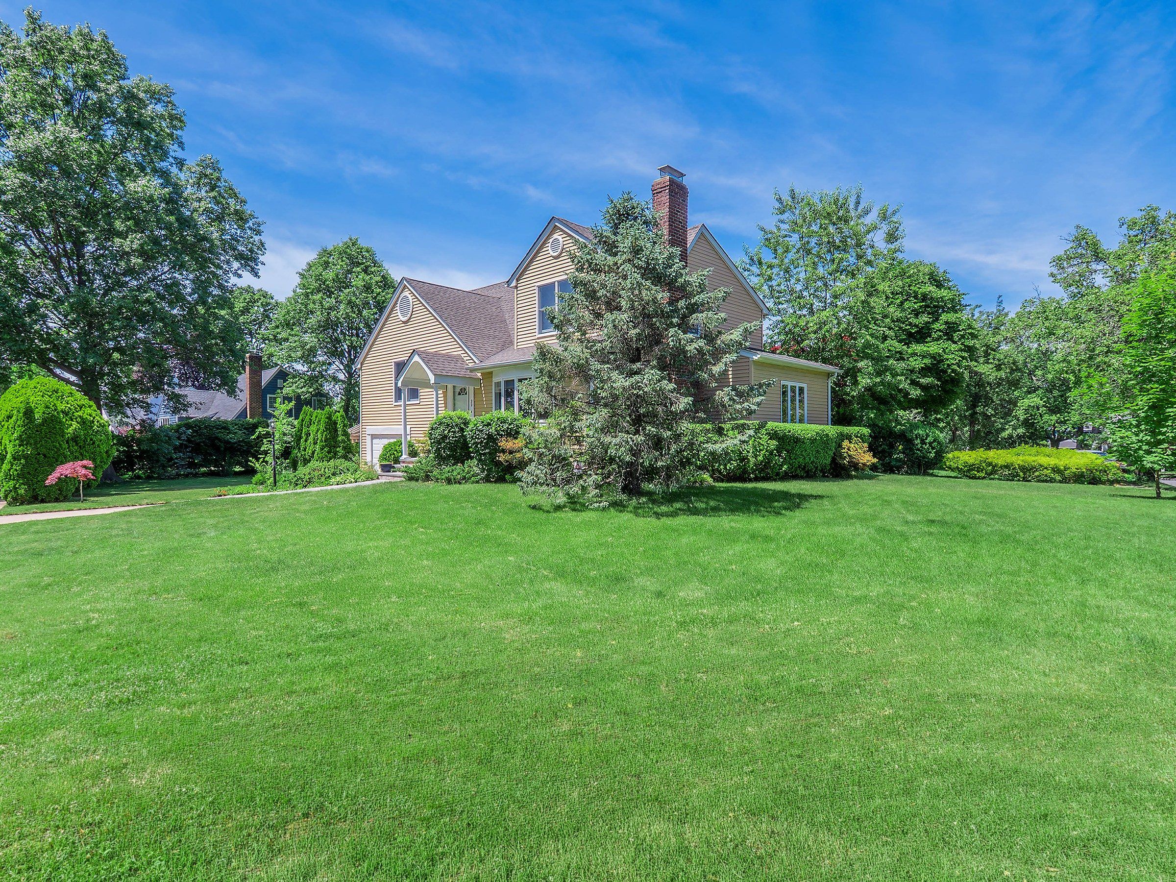  22 Andover Road, Port Washington, NY, 11050 - 物件實景