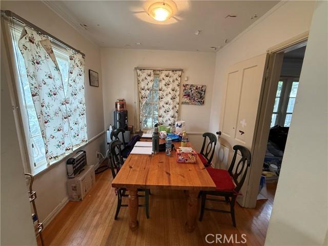 Los Angeles, California, 90024, United States, 3 Bedrooms Bedrooms, ,2 BathroomsBathrooms,Residential,For Sale,1868627