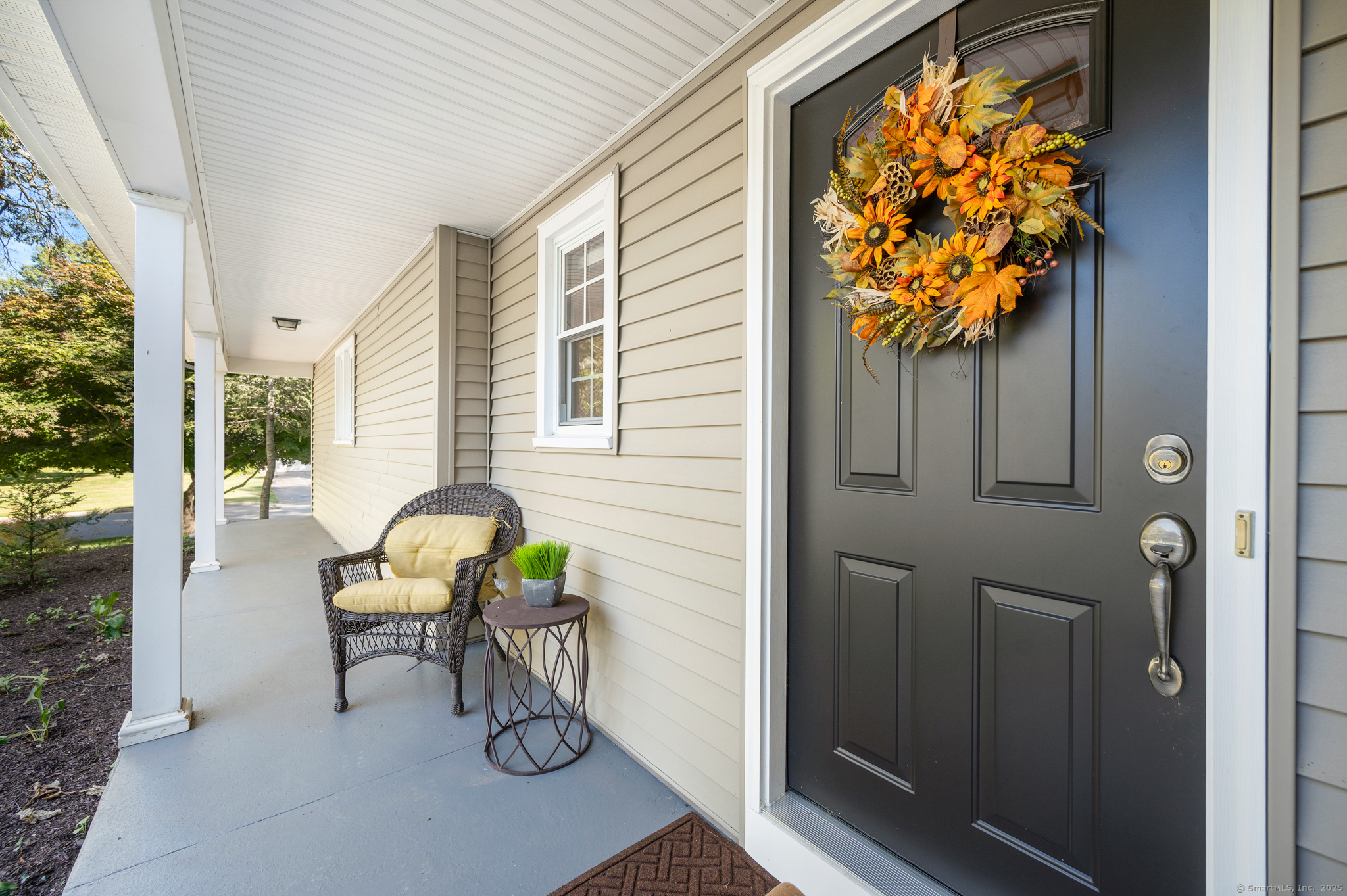 Manchester, Connecticut, 06040, United States, 4 Bedrooms Bedrooms, ,4 BathroomsBathrooms,Residential,For Sale,1988366