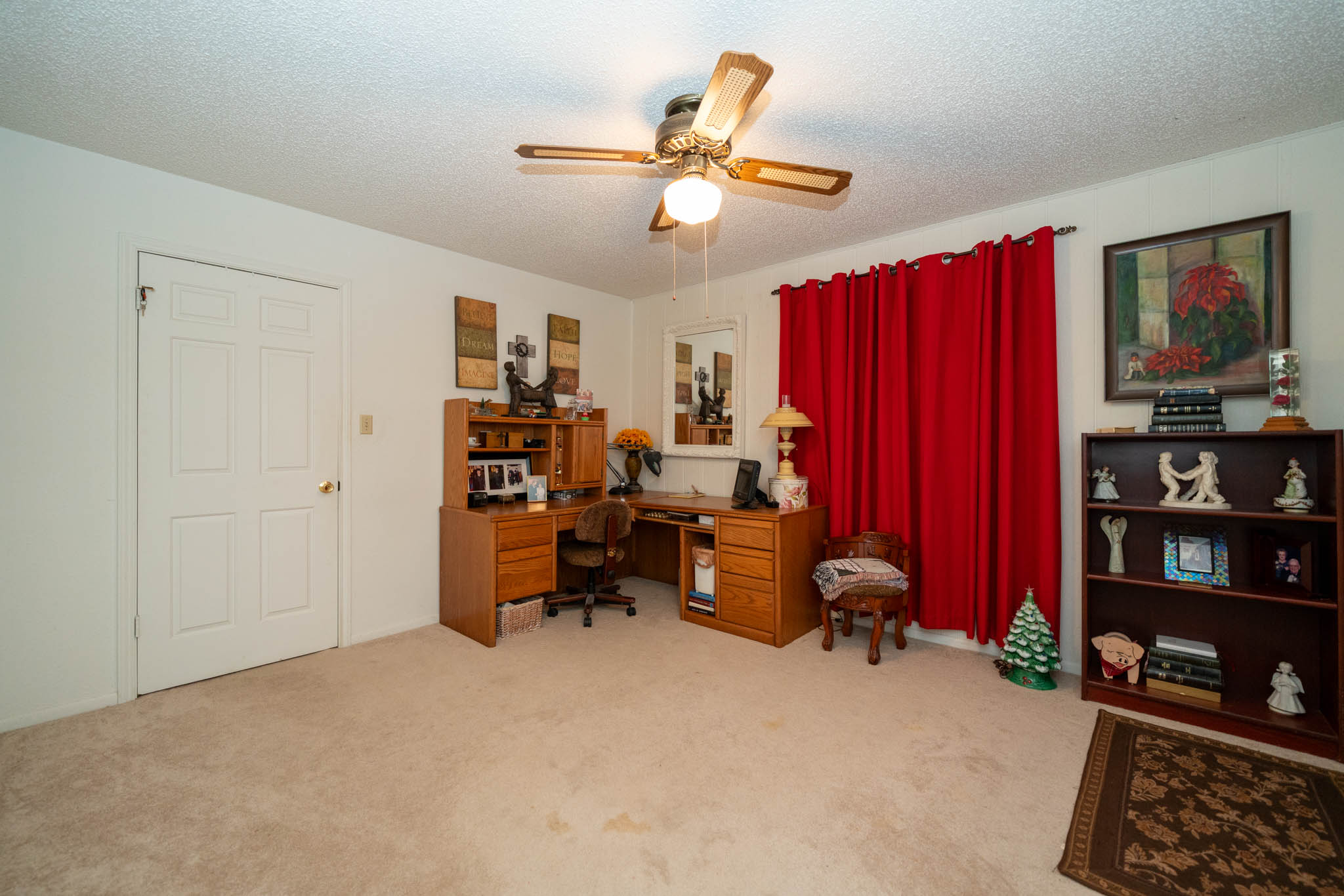 Jacksonville, Texas, 75766, United States, 4 Bedrooms Bedrooms, ,2 BathroomsBathrooms,Residential,For Sale,1974888