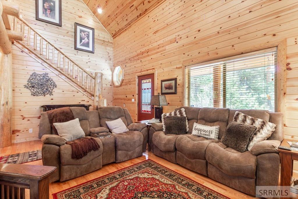 Island Park, Idaho, 83429, United States, 3 Bedrooms Bedrooms, ,2 BathroomsBathrooms,Residential,For Sale,1766025