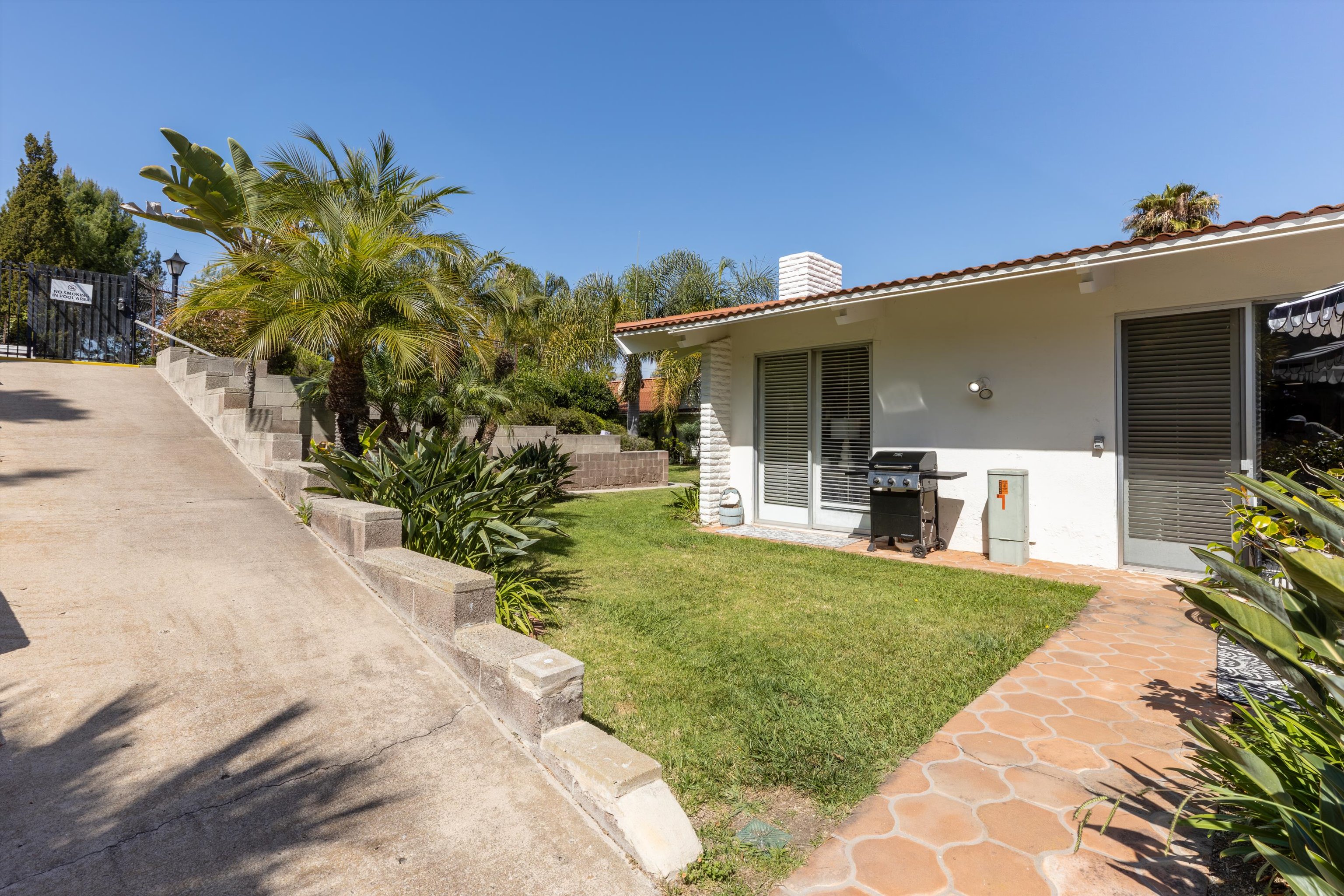  7115 Estrella De Mar Rd Unit B, Carlsbad, CA 92009 - 物件實景