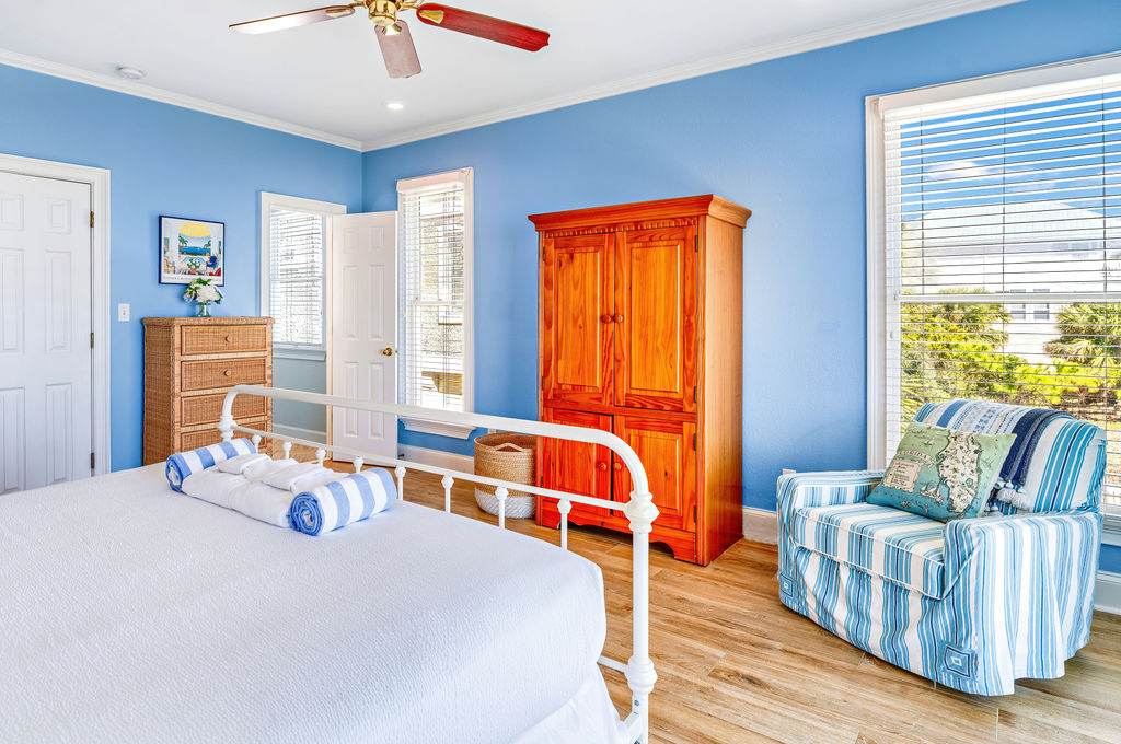 St George Island, Florida, 32328, United States, 5 Bedrooms Bedrooms, ,5 BathroomsBathrooms,Residential,For Sale,1978441