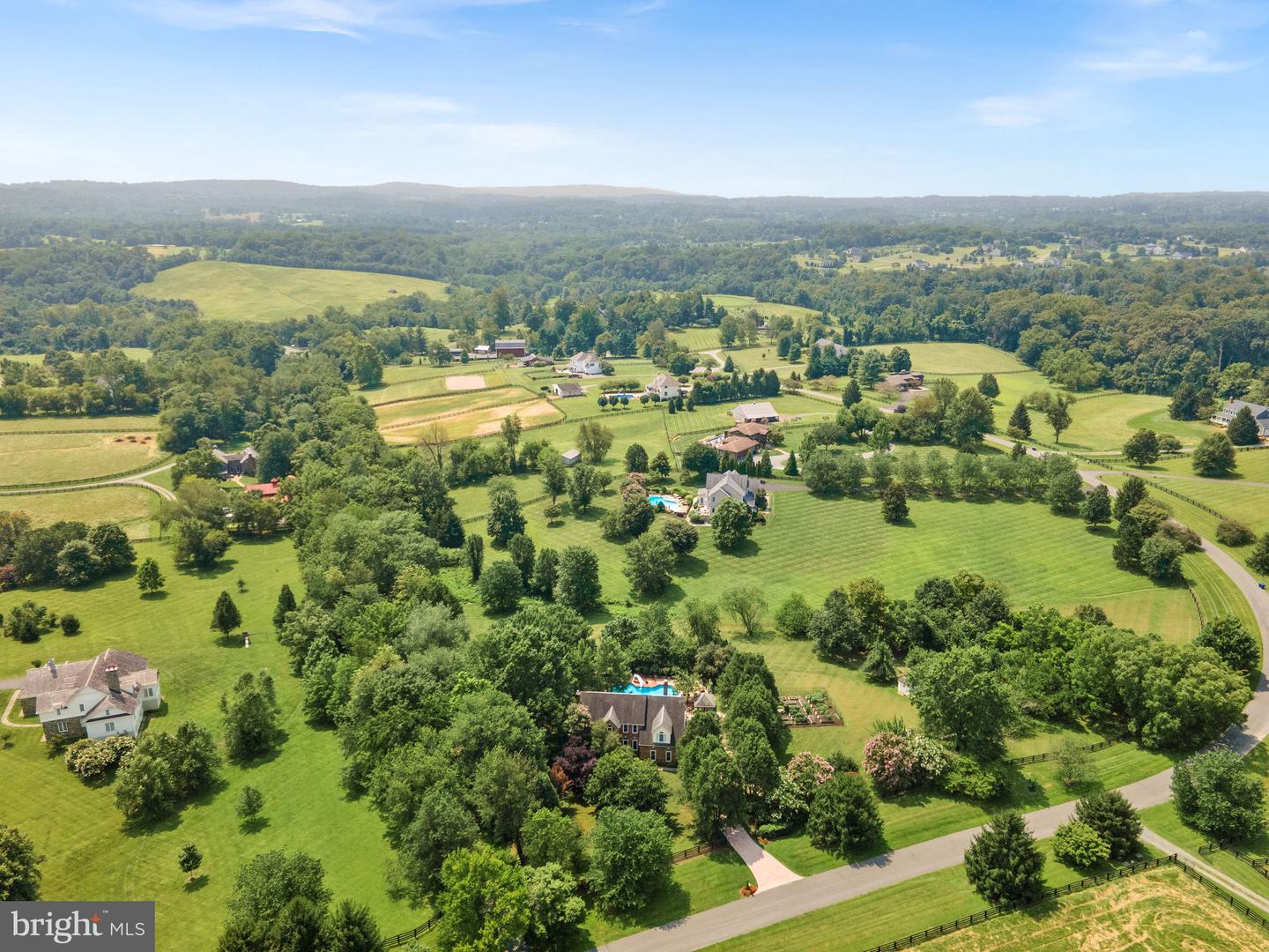 Waterford, Virginia, 20197, United States, 5 Bedrooms Bedrooms, ,4 BathroomsBathrooms,Residential,For Sale,1940957