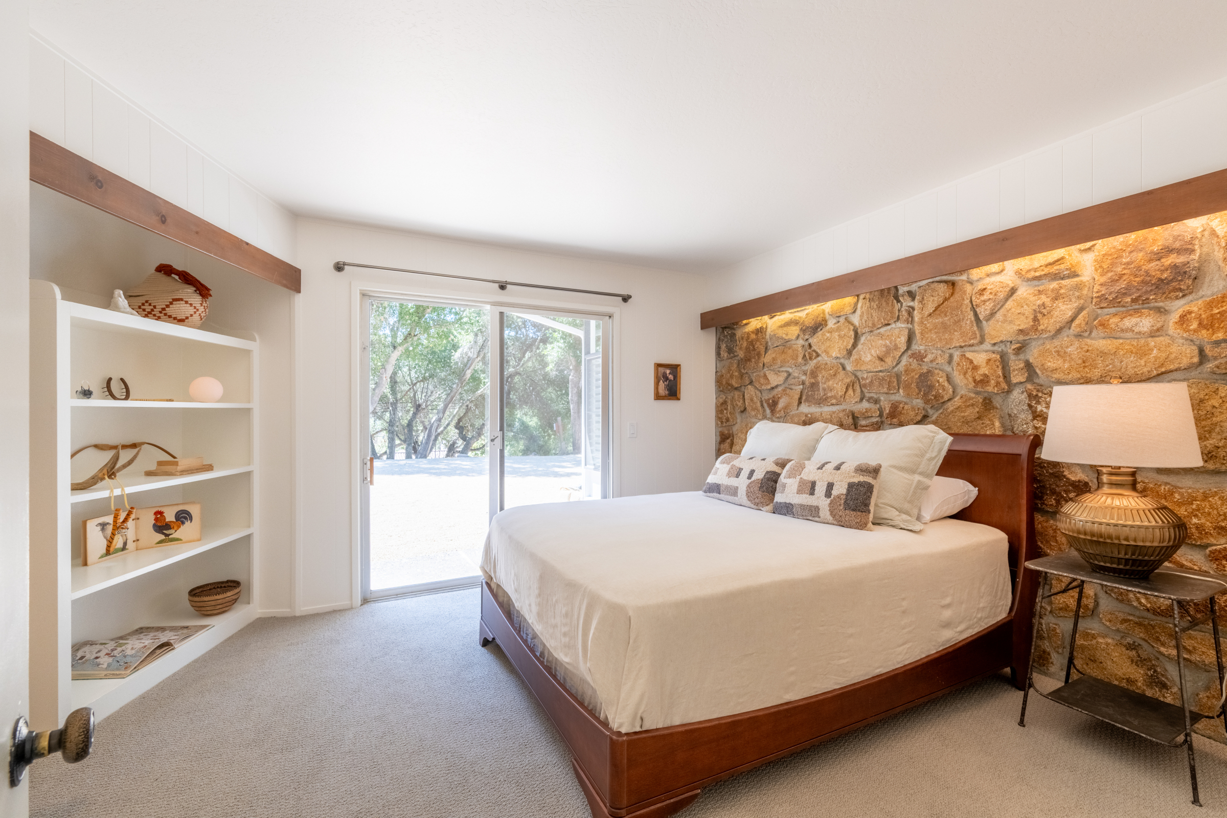  160 East Carmel Valley Road - 物件實景