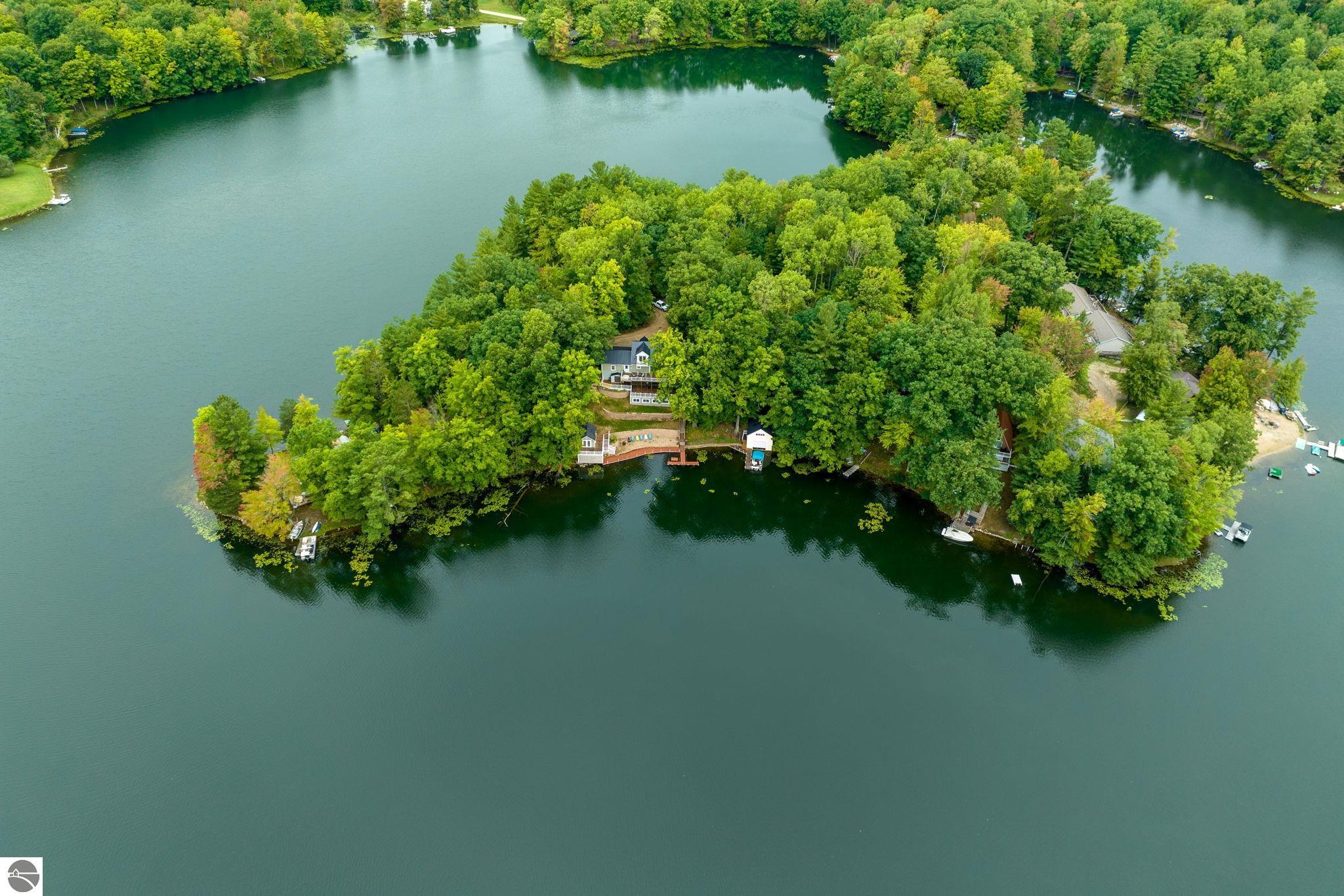 Evart, Michigan, 49631, United States, 4 Bedrooms Bedrooms, ,2 BathroomsBathrooms,Residential,For Sale,1758726