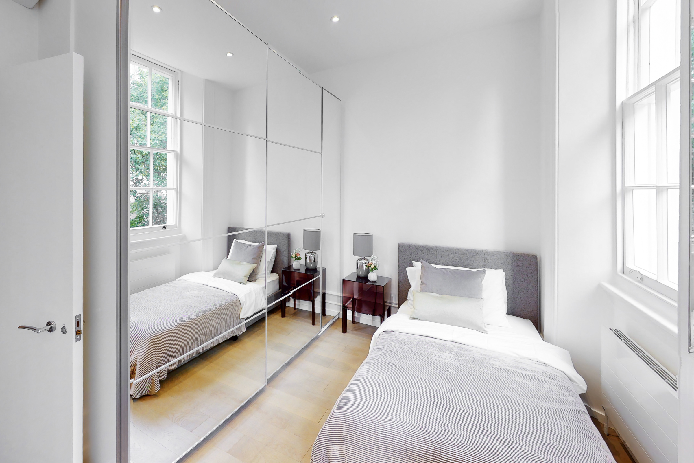  A Knightsbridge Building with a Garden Maisonette and Three Upper Residences - 物件實景
