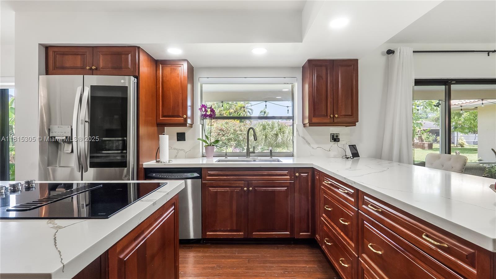 Coral Springs, Florida, 33071, United States, 3 Bedrooms Bedrooms, ,2 BathroomsBathrooms,Residential,For Sale,1857646