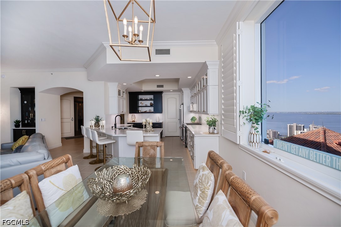Fort Myers, Florida, 33901, United States, 3 Bedrooms Bedrooms, ,2 BathroomsBathrooms,Residential,For Sale,2037285