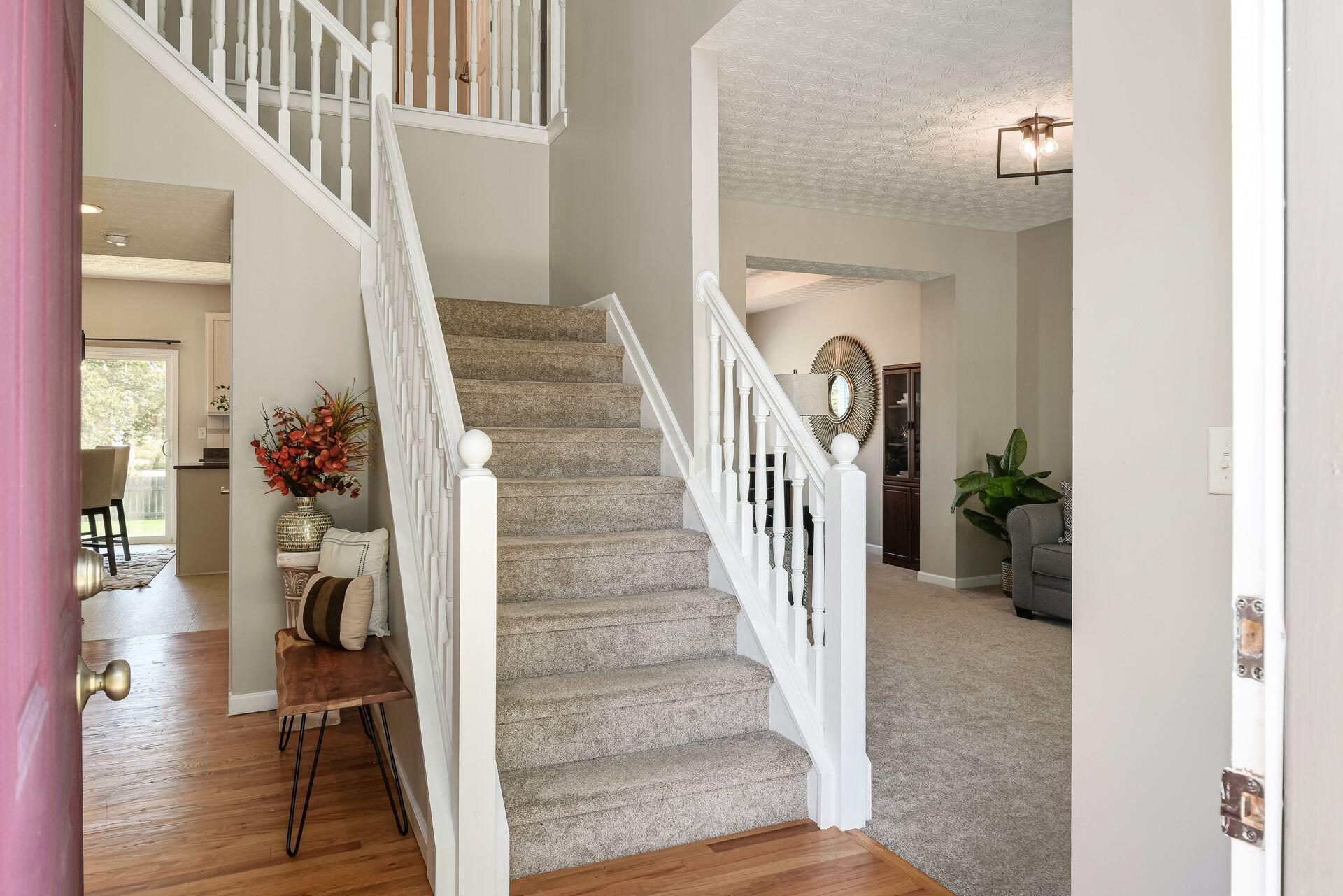 Hilliard, Ohio, 43026, United States, 4 Bedrooms Bedrooms, ,4 BathroomsBathrooms,Residential,For Sale,1965568