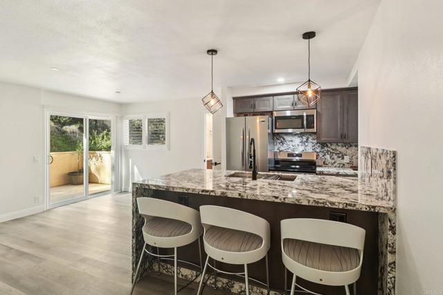 La Jolla, California, 92037, United States, 2 Bedrooms Bedrooms, ,3 BathroomsBathrooms,Residential,For Sale,2001481