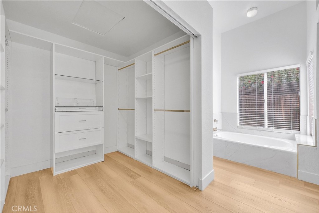 Moreno Valley, California, 92557, United States, 3 Bedrooms Bedrooms, ,2 BathroomsBathrooms,Residential,For Sale,1996504