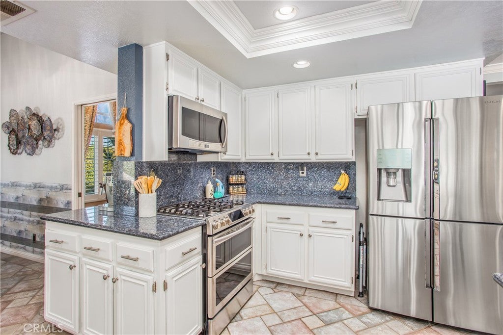 Riverside, California, 92503, United States, 4 Bedrooms Bedrooms, ,3 BathroomsBathrooms,Residential,For Sale,1981600