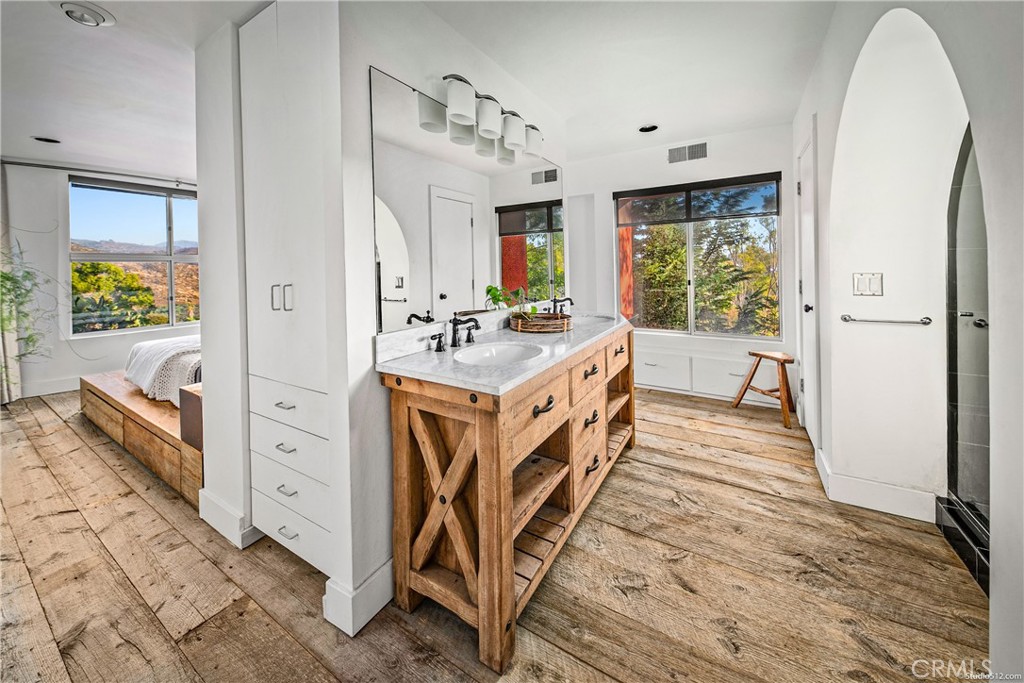 Escondido, California, 92025, United States, 4 Bedrooms Bedrooms, ,3 BathroomsBathrooms,Residential,For Sale,1994809