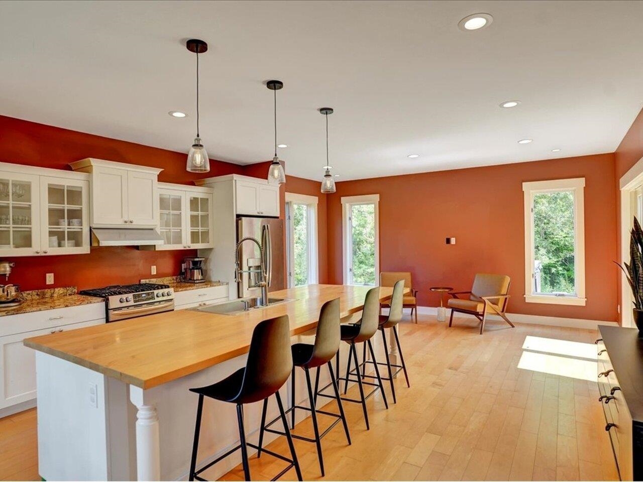 Morristown, Vermont, 05661, United States, 3 Bedrooms Bedrooms, ,3 BathroomsBathrooms,Residential,For Sale,1916736