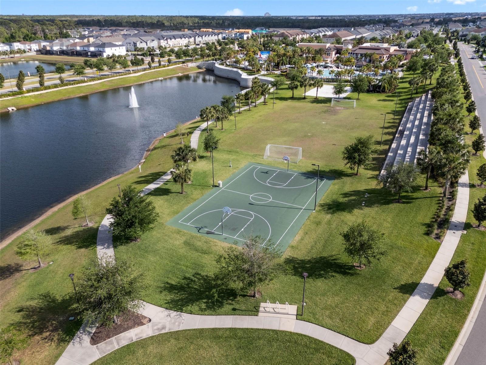 KISSIMMEE, Florida, 34747, United States, 7 Bedrooms Bedrooms, ,6 BathroomsBathrooms,Residential,For Sale,1938279