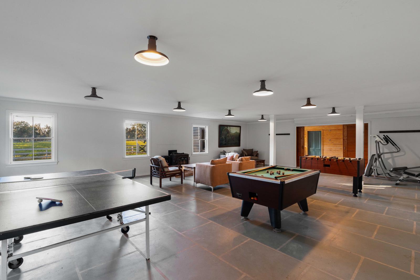 Yemassee, South Carolina, 29945, United States, 6 Bedrooms Bedrooms, ,7 BathroomsBathrooms,Residential,For Sale,1989284