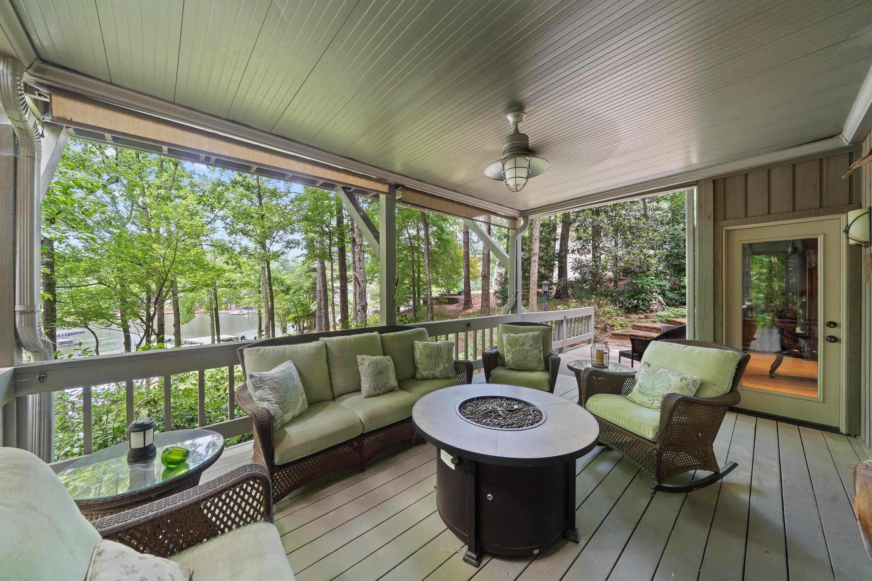 Greensboro, Georgia, 30642, United States, 4 Bedrooms Bedrooms, ,4 BathroomsBathrooms,Residential,For Sale,1849801